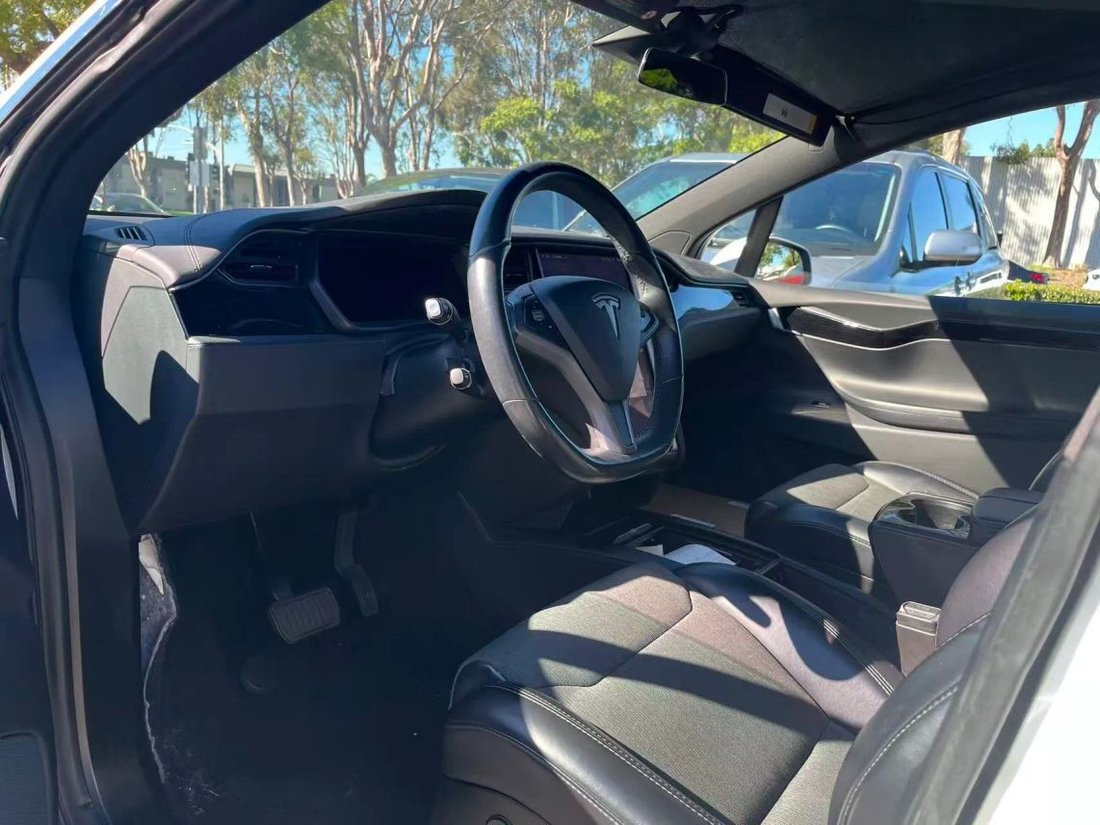 Suv in Costa Mesa, CA, United States 2 - 19188808