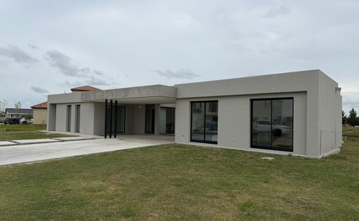 Casa en Belén de Escobar, Provincia de Buenos Aires, Argentina 1