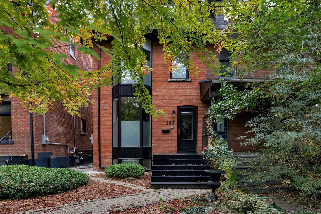 Townhouse in Toronto, Ontario, Canada 1 - 19189422