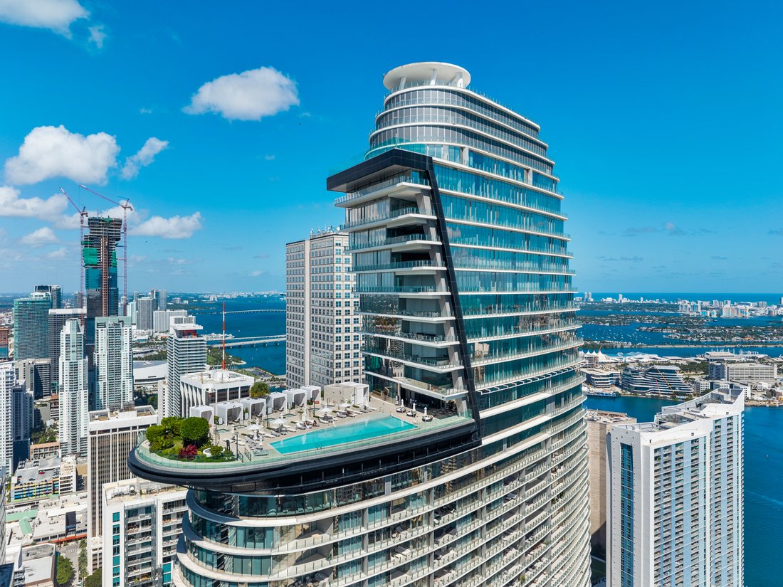 Condo in Miami, Florida, United States 4 - 19189461