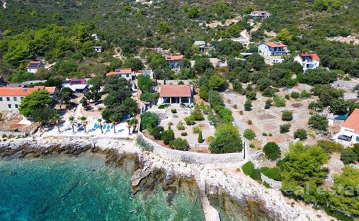 Estate in Drvenik, Split-Dalmatia County, Croatia 1
