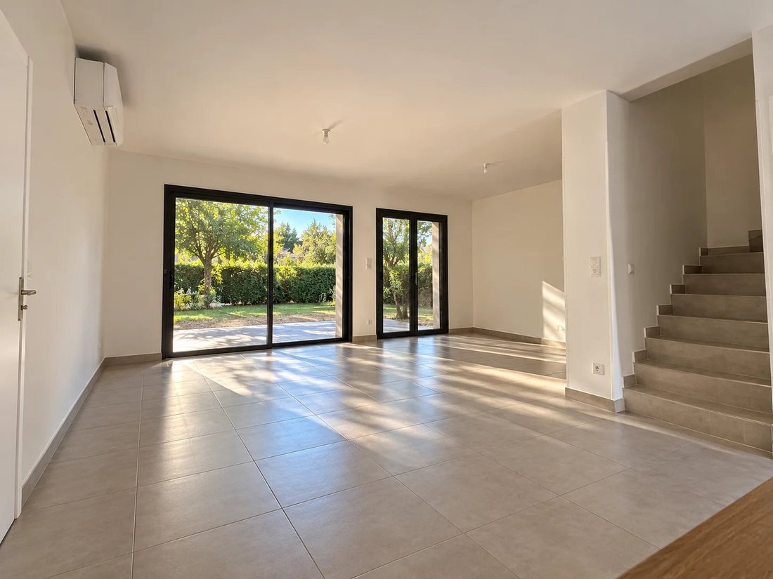 Casa a Fréjus, Provenza-Alpi-Costa Azzurra, Francia 3 - 19190675