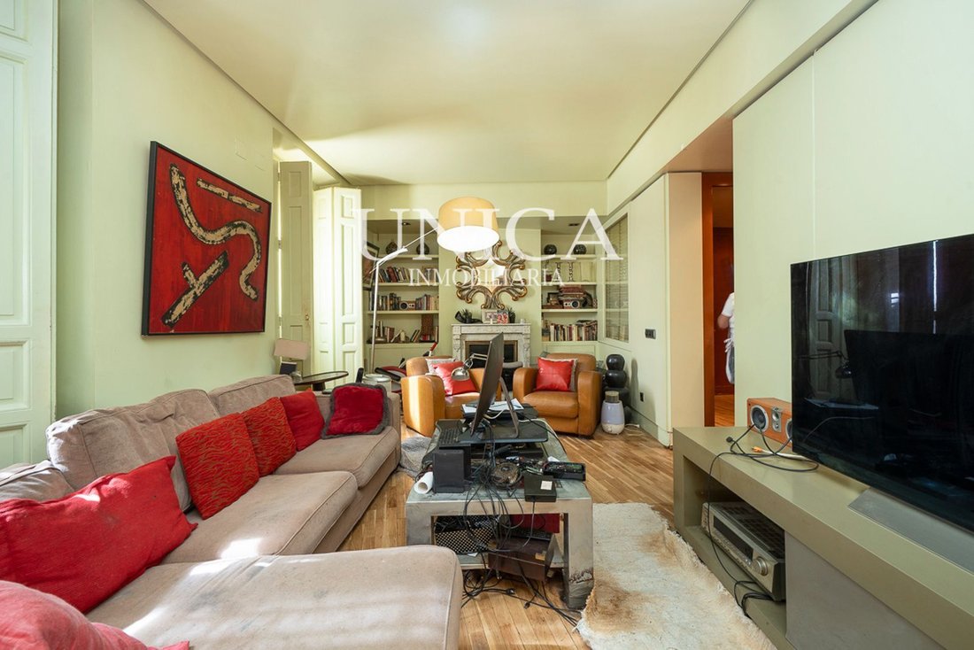 Wohnung in Centro, Madrid, Spanien 3 - 19191096