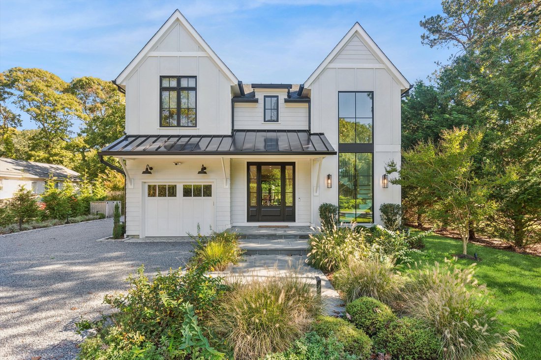 Quogue, New York, United States 1 - 19193874