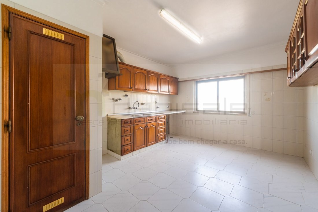 Appartamento a Carcavelos e Parede, Lisbona, Portogallo 3 - 19194084