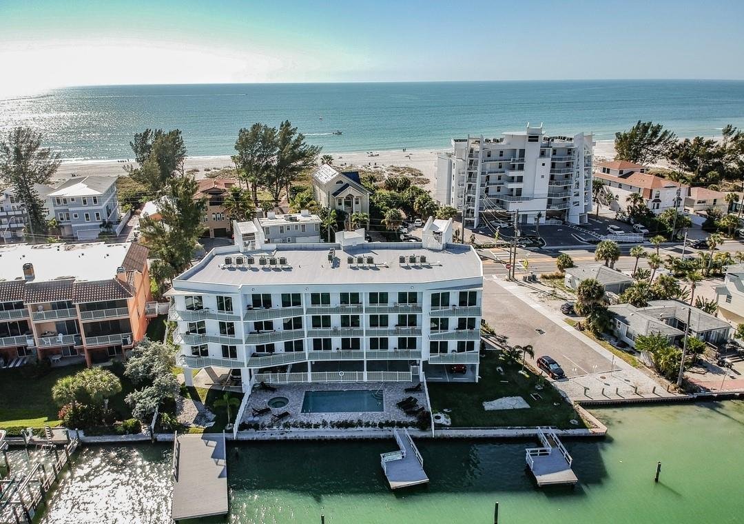 Condominio en St. Pete Beach, Florida, Estados Unidos 2 - 19192913
