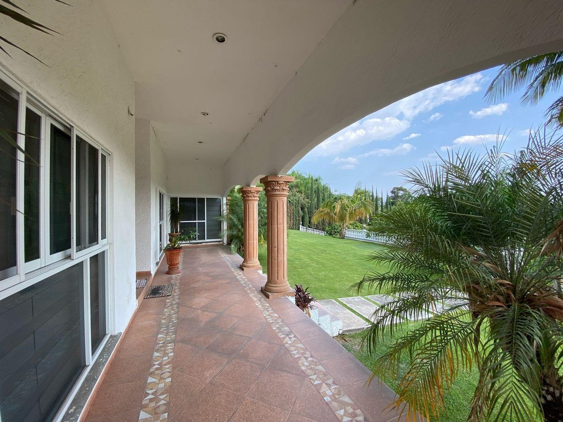 Casa en Lomas de Cocoyoc, Morelos, México 2 - 19192304