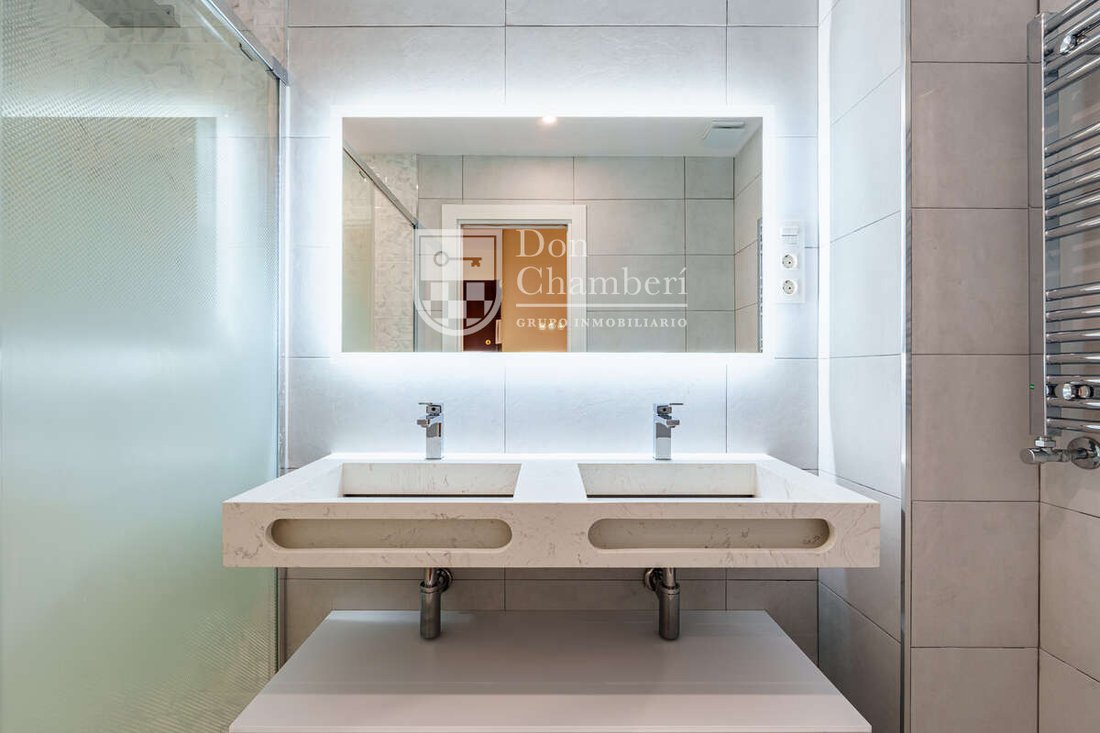 Apartment in Chamberi, Madrid, Spain 5 - 19190511
