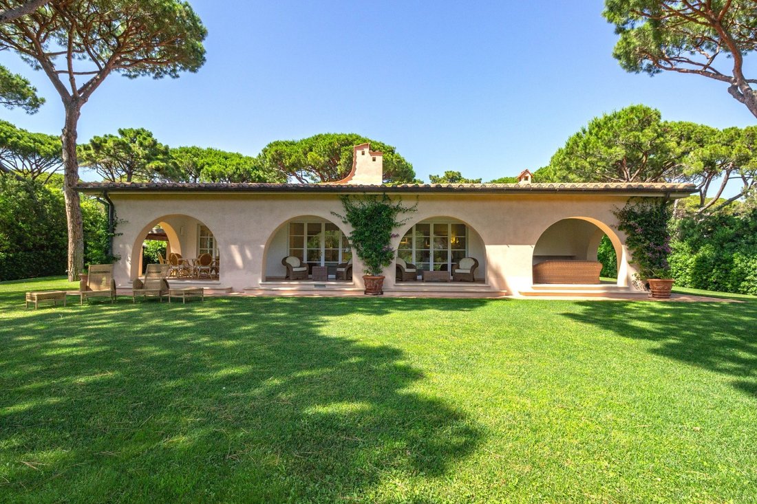 Villa in Castle of Castiglione, Castiglione della Pescaia, Tuscany 4 - 19190436