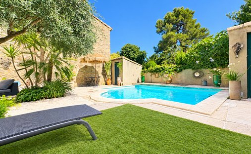 Casa a Periferia, Saint-Georges-d'Orques, Francia 1