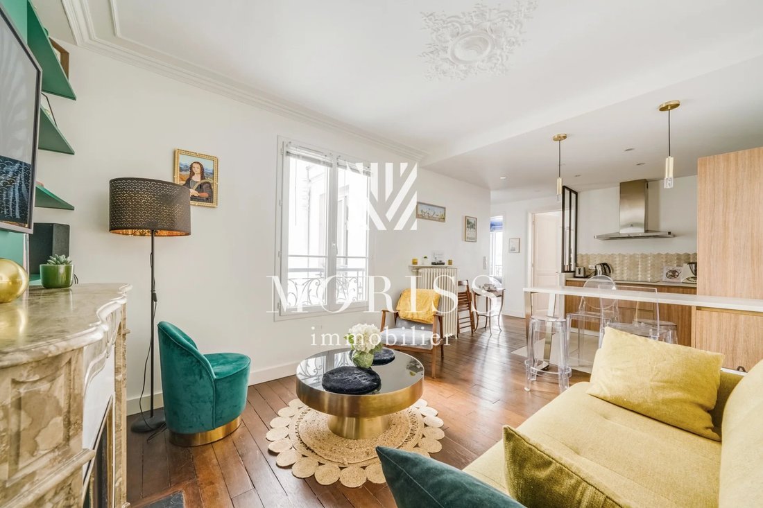 Apartment in Batignolles-Cardinet, Paris 17e Arrondissement, Paris 1 - 19190886