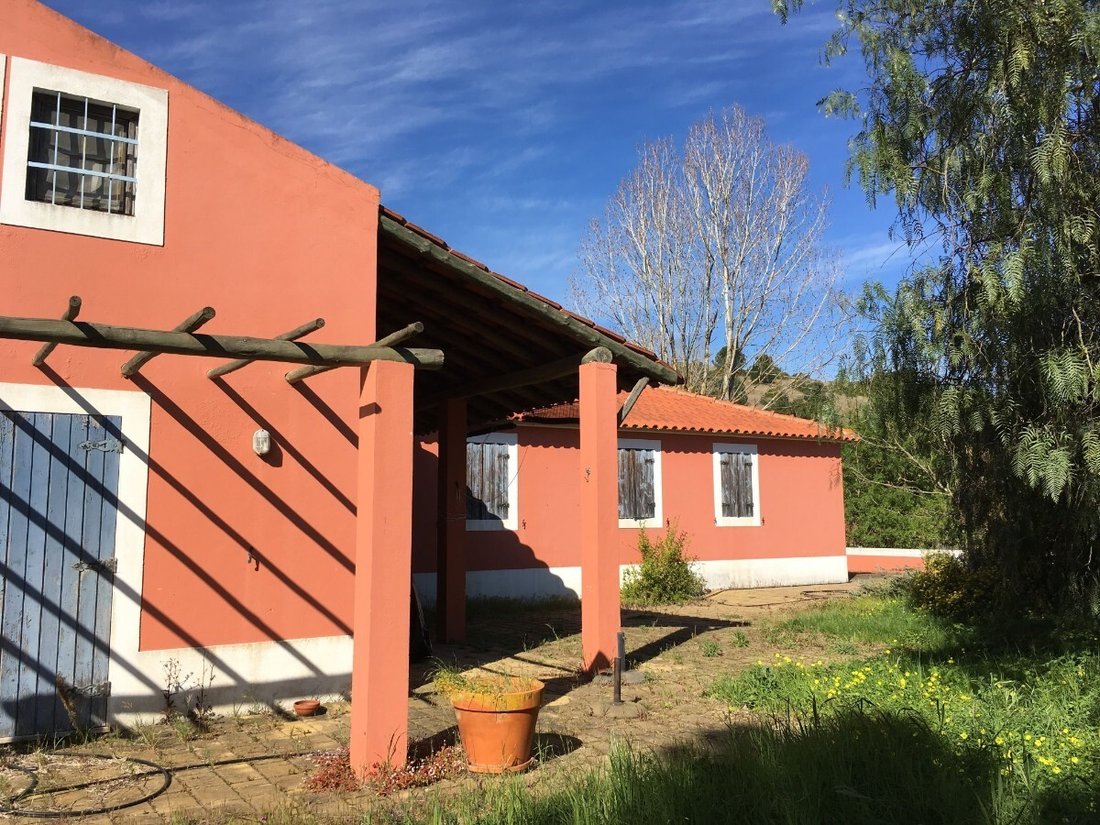 Estate in Aveiras de Baixo, Lisbon, Portugal 2 - 19194131