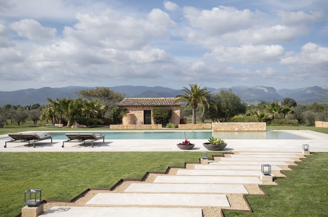 Finca in Santa Maria del Cami, Balearic Islands, Spain 2 - 19189662