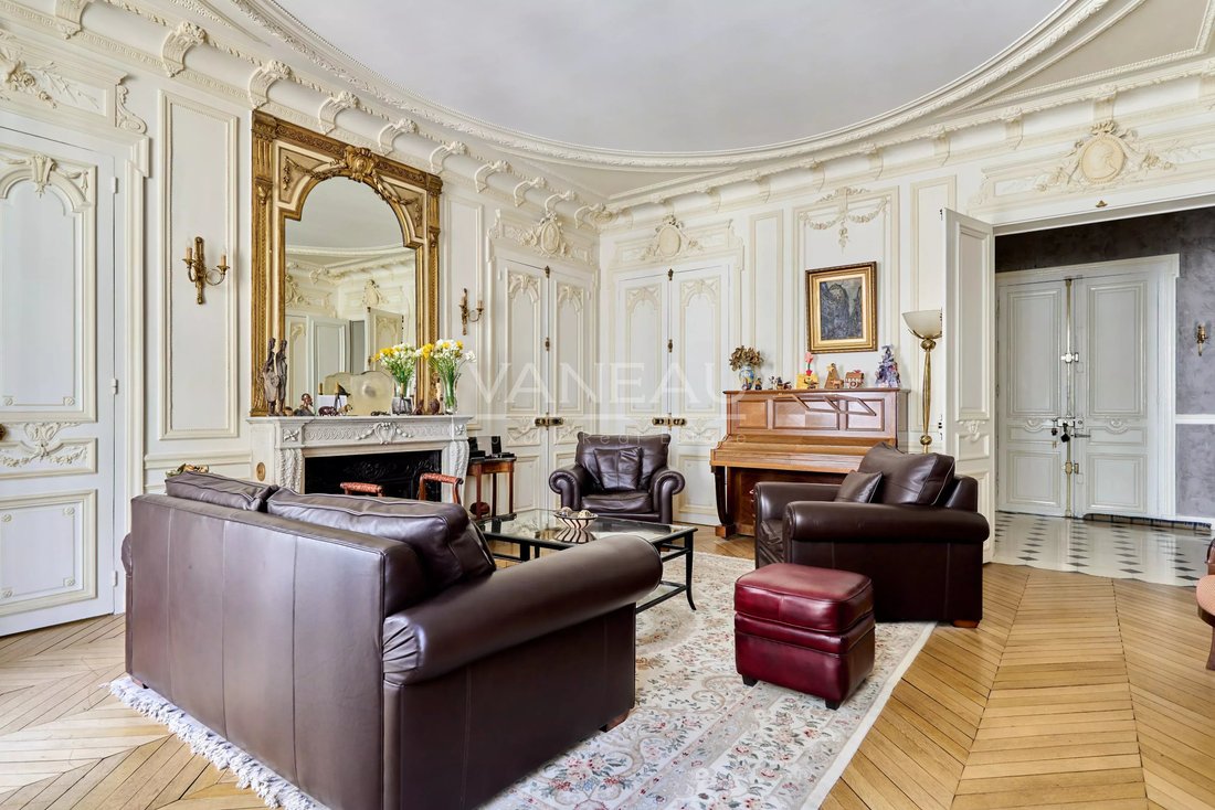 Appartamento a Mairie, Paris 8e Arrondissement, Parigi 5 - 19190907
