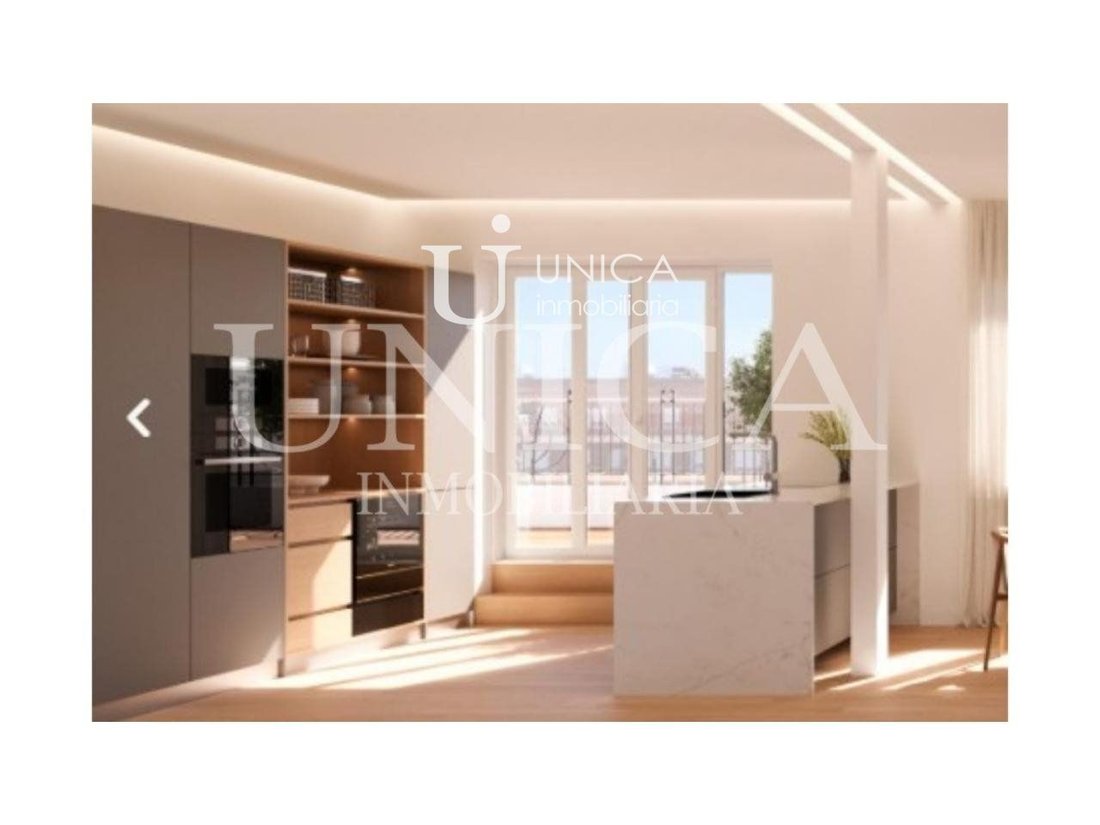 Penthouse in Chamberi, Madrid, Spain 3 - 19192093