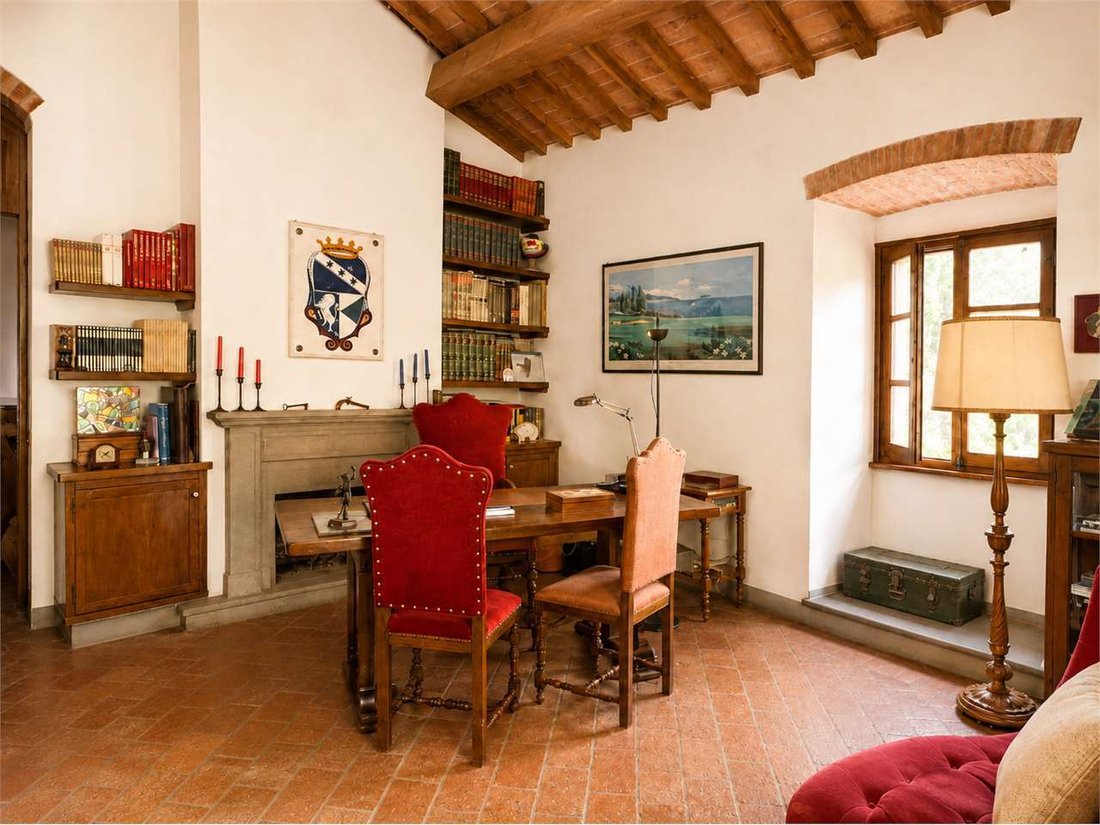 Villa in Calenzano, Toskana, Italien 3 - 19193622