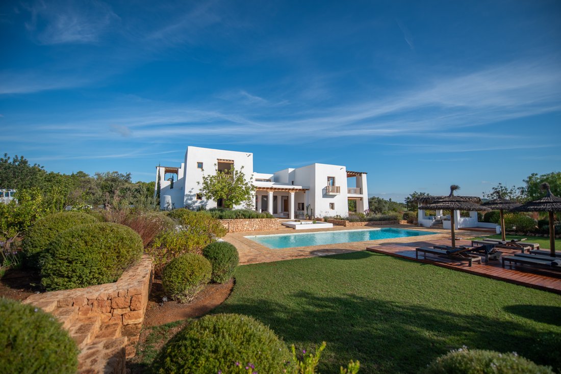 Villa en Santa Gertrudis de Fruitera, Santa Eulalia del Río, Islas Baleares 2 - 19189709