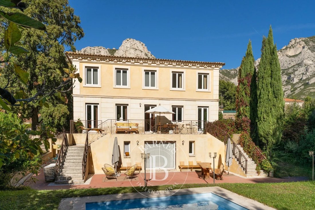 Casa en Le Redon, Marsella, Provenza-Alpes-Costa Azul 1 - 19190945