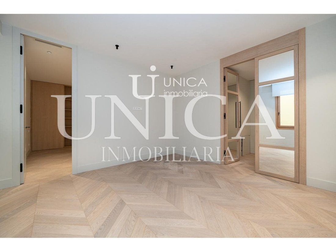 Appartamento a Retiro, Madrid, Spagna 5 - 19192147