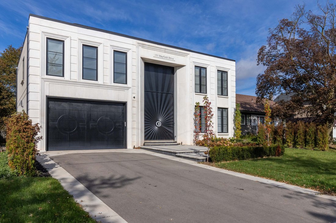 House in Oakville, Ontario, Canada 2 - 19192311