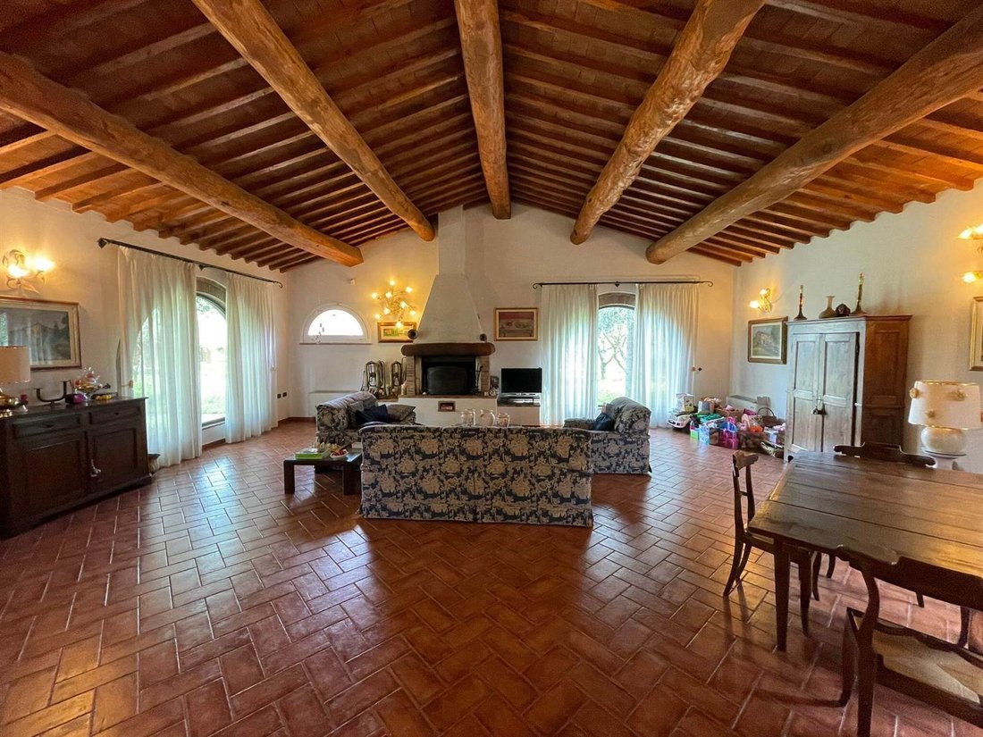 Villa in Cecina Centro, Cecina, Tuscany 3 - 19192733