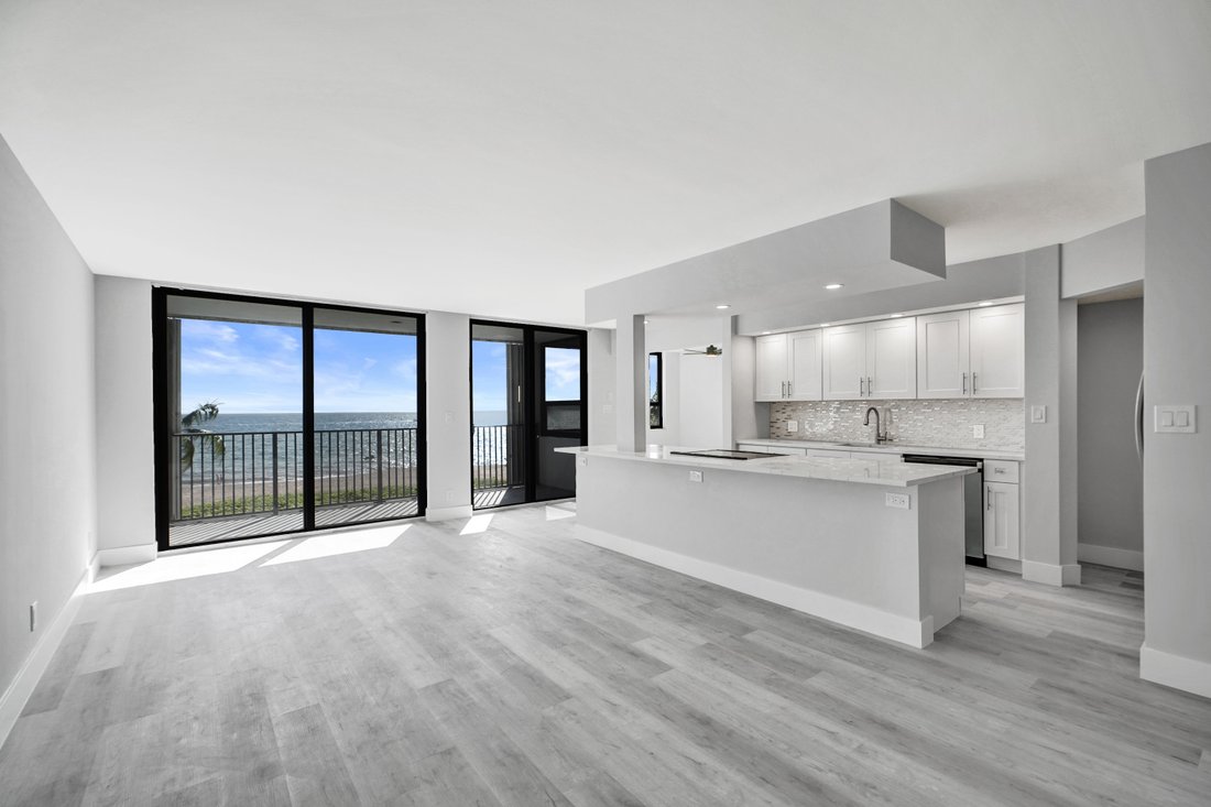 Condominio a Hillsboro Beach, Florida, Stati Uniti 1 - 19189572
