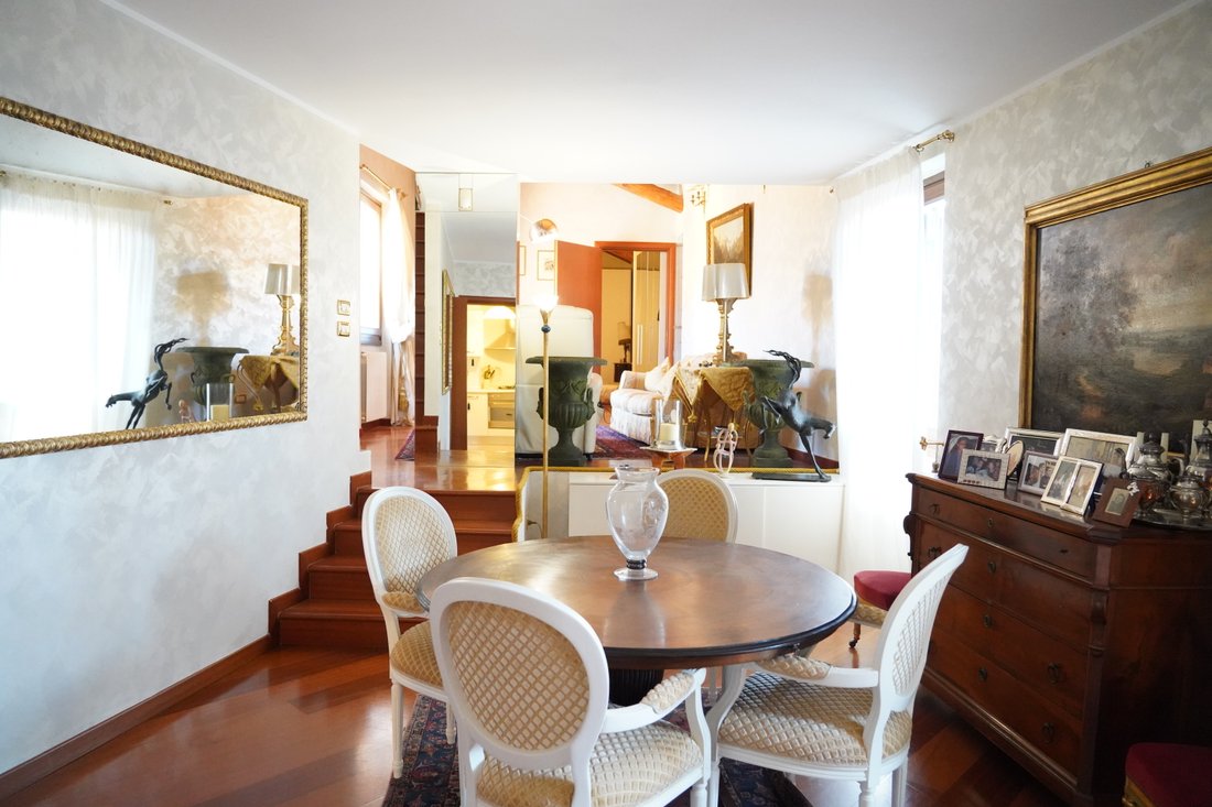 Apartment in Centro, Verona, Veneto 2 - 19191682