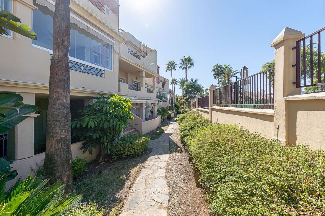Apartamento en Cancelada, Estepona, Andalucía 2 - 19190549