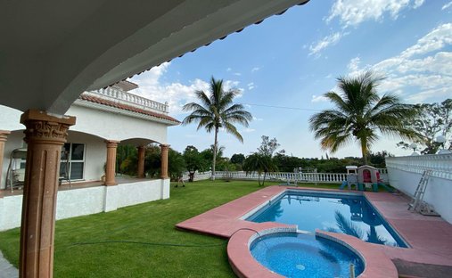 Casa en Lomas de Cocoyoc, Morelos, México 1