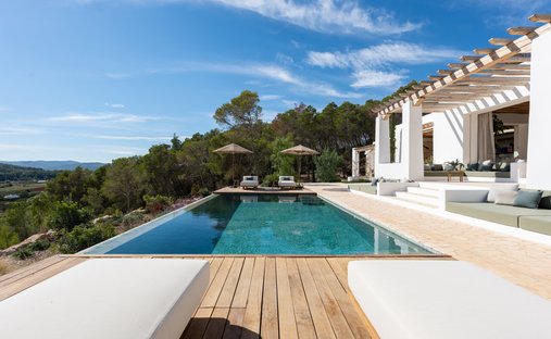 Villa in Santa Gertrudis de Fruitera, Santa Eularia des Riu, Balearic Islands 1