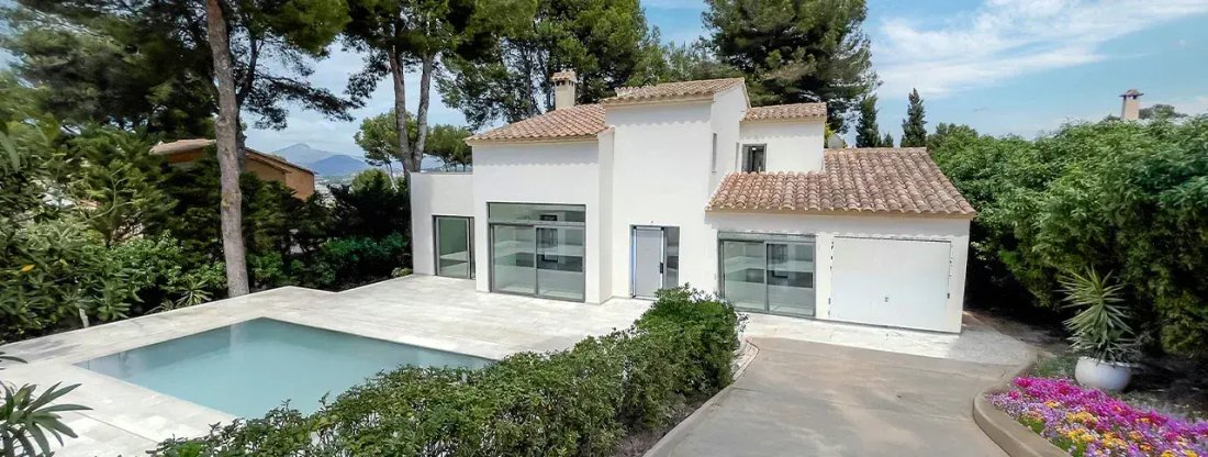 Estate in Santa Ponsa, Balearic Islands, Spain 1 - 17904691