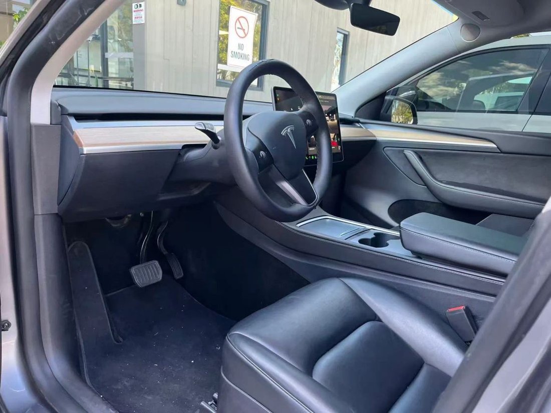 Suv in Costa Mesa, CA, United States 3 - 19194580