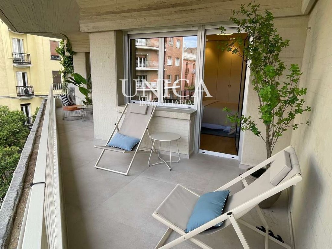 Apartment in Chamberi, Madrid, Spain 2 - 19191673