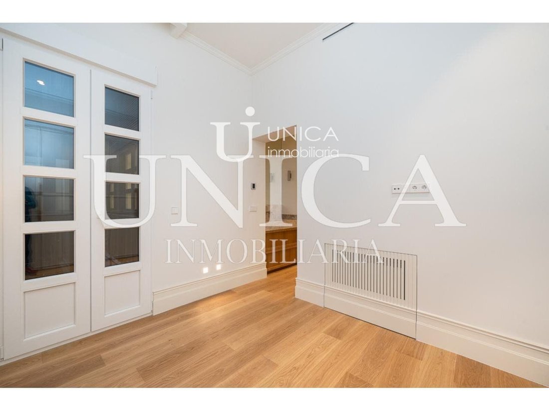 Apartment in Centro, Madrid, Spain 5 - 19192086