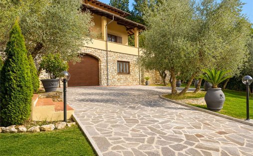 Villa in Bacchereto - Santa Cristina a Mezzana, Comeana, Tuscany 1