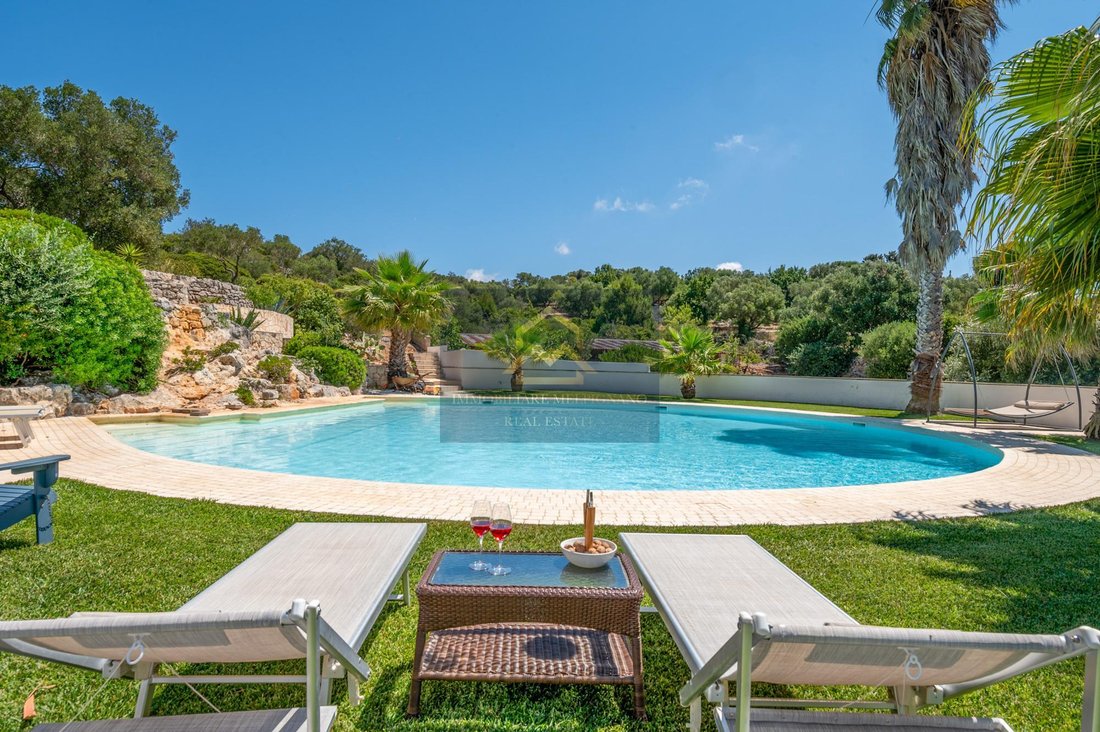 Villa en Ostuni, Apulia, Italia 5 - 19190344
