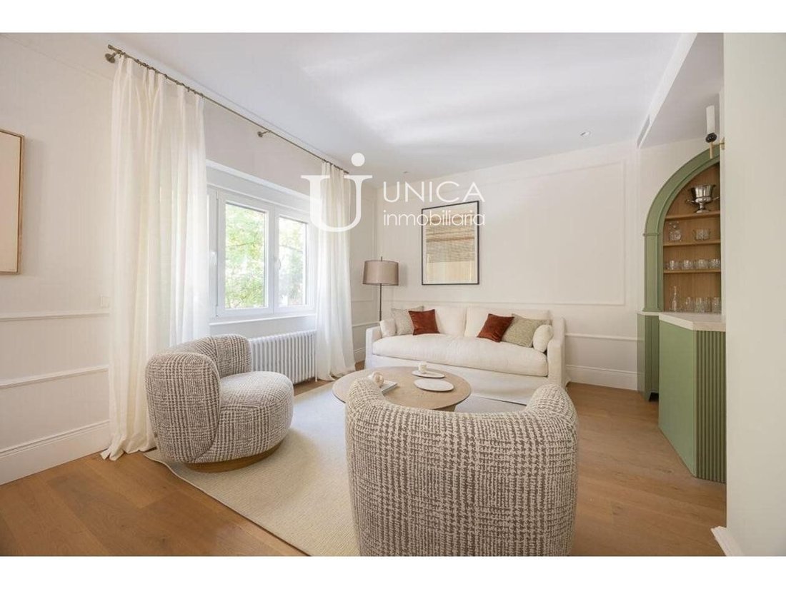 Wohnung in Retiro, Madrid, Spanien 4 - 19192098