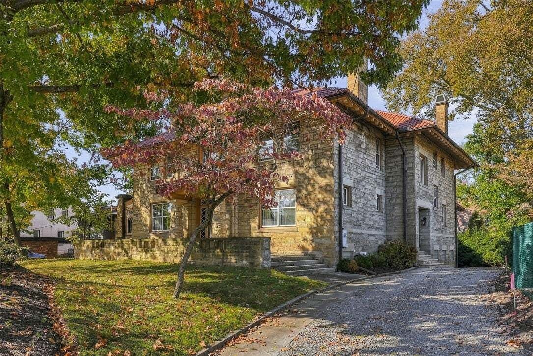 House in Pittsburgh, Pennsylvania, United States 2 - 19189998
