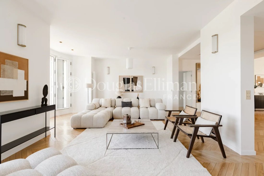 Apartment in Muette Nord, Paris 16e Arrondissement, Paris 4 - 19193984