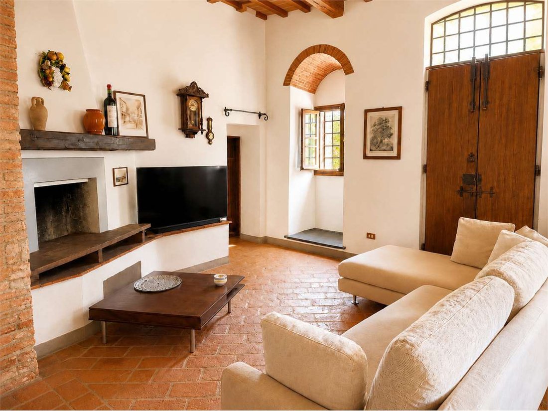 Villa in Calenzano, Toskana, Italien 2 - 19193622