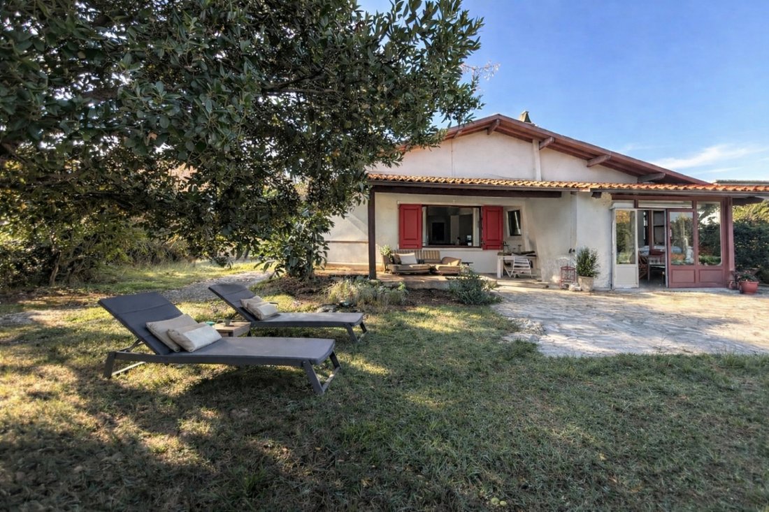 Villa in Aiguillon, Arcachon, France 2 - 19191703