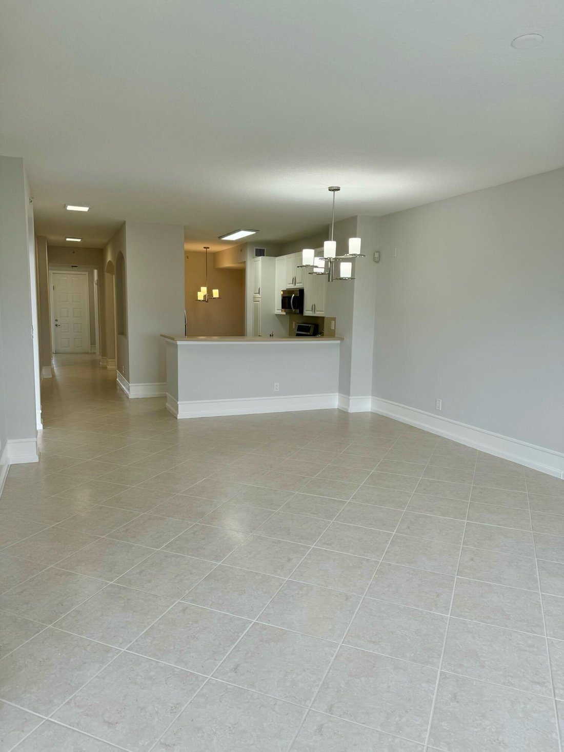Condo in Boca Raton, Florida, United States 4 - 19193957
