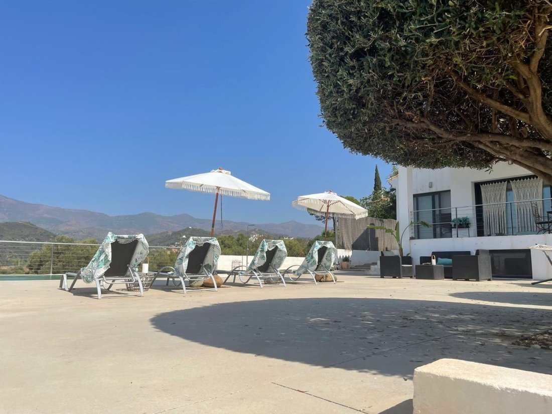 Villa in Estepona, Andalusien, Spanien 3 - 19193623