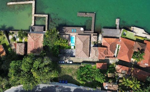 Maison à Biscaia, Rio de Janeiro, Brésil 1