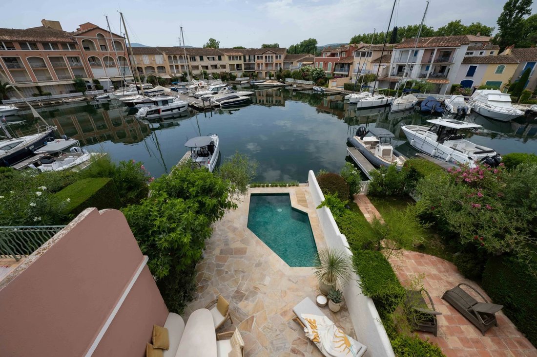 House in Port Grimaud, Grimaud, Provence-Alpes-Côte d'Azur 2 - 19193992