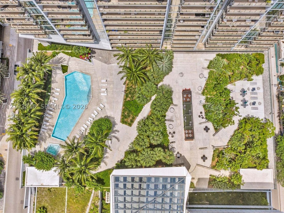 Condo in Miami, Florida, United States 2 - 19193220