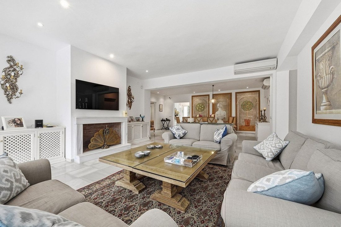 Villa en Marbella, Andalucía, España 3 - 19194064
