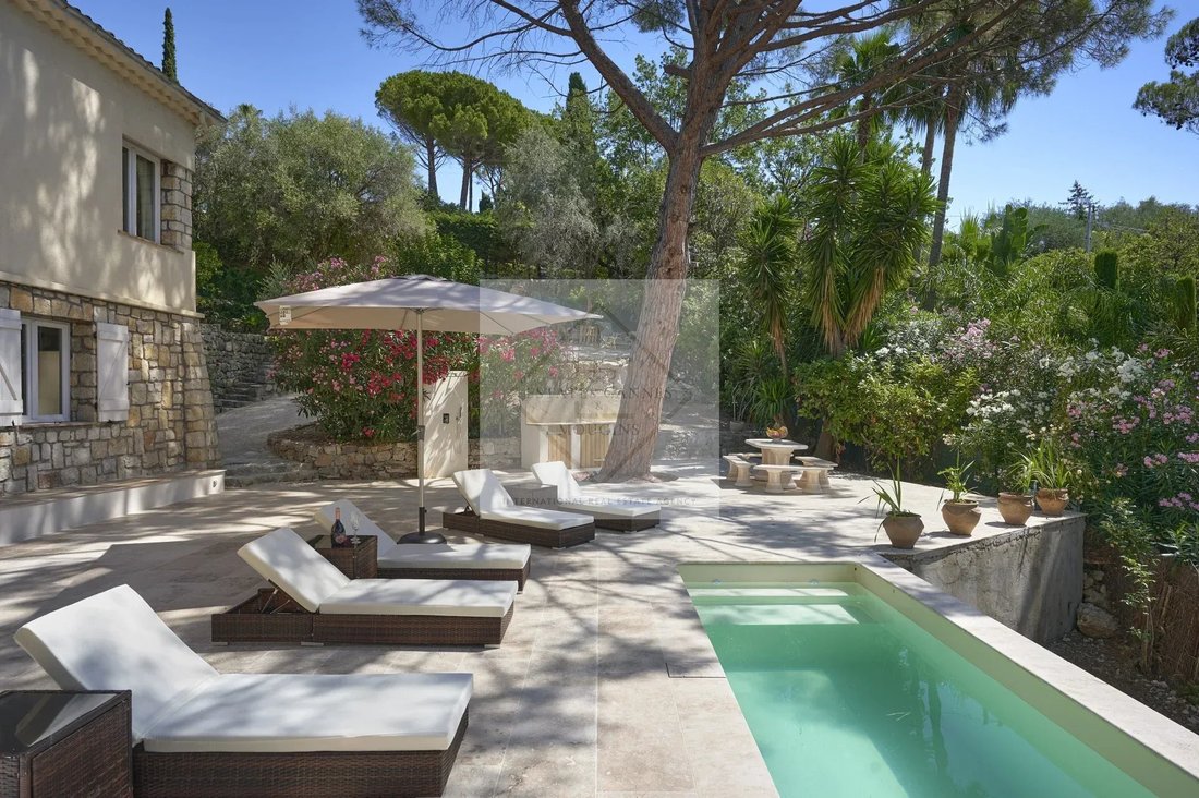 Villa en Mougins, Provenza-Alpes-Costa Azul, Francia 5 - 18405027