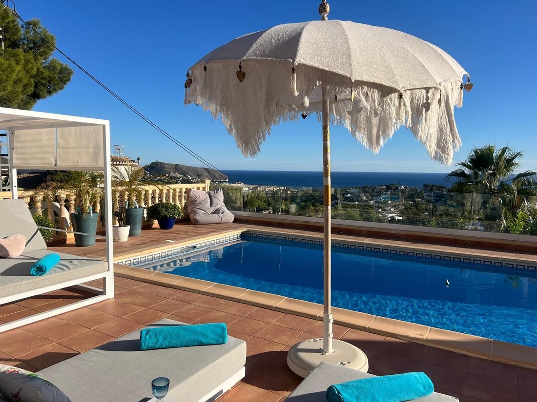Villa in Moraira, Teulada, Land Valencia 2 - 19192014