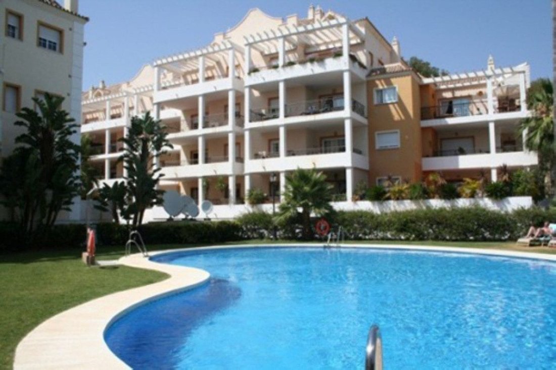 Apartamento en Nueva Andalucía, Marbella, España 1 - 19191182